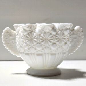 Vintage Fenton Open Sugar a bowl with wing handles